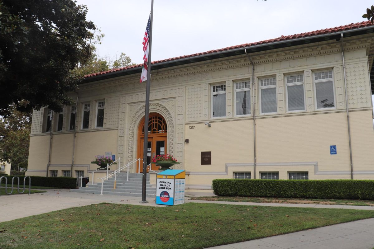 Exterior of the Vermont Square Public Library on Sept. 12, 2023, in Los Angeles, California. Photo by Jackson Tammariello